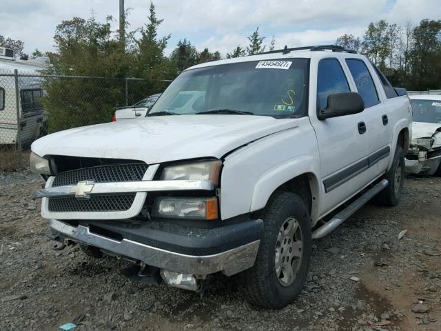 3GNEK12Z16G116269 - 2006 CHEVROLET AVALANCHE WHITE photo 2