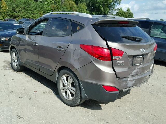 KM8JU3AC3BU300836 - 2011 HYUNDAI TUCSON GLS GRAY photo 3