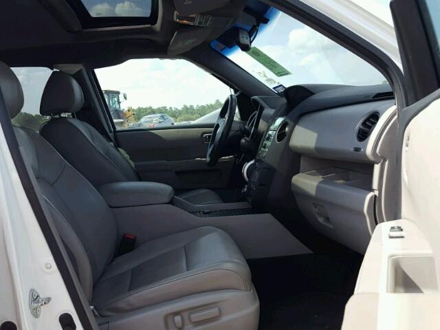 5FNYF3H74BB040431 - 2011 HONDA PILOT EXLN WHITE photo 5