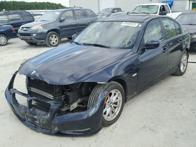 WBAPH7G58ANM50899 - 2010 BMW 328 I BLUE photo 2