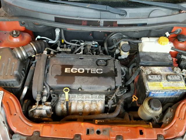 KL1TD5DE1AB119628 - 2010 CHEVROLET AVEO LS RED photo 7