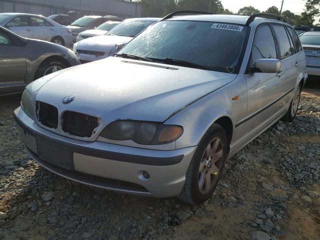 WBAEN33423PC12546 - 2003 BMW 325 IT GRAY photo 2