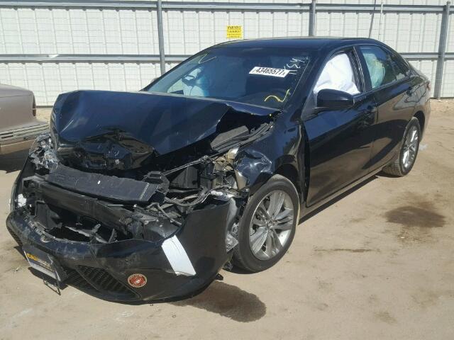 4T1BF1FKXGU134129 - 2016 TOYOTA CAMRY LE შავი ფოტო 2