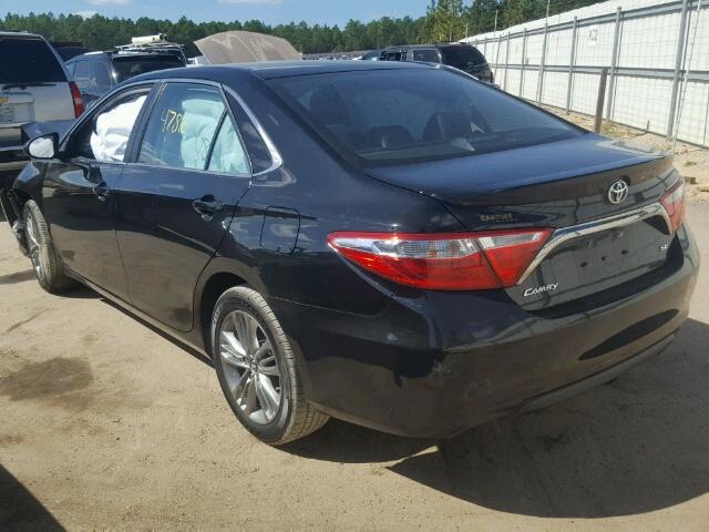4T1BF1FKXGU134129 - 2016 TOYOTA CAMRY LE შავი ფოტო 3