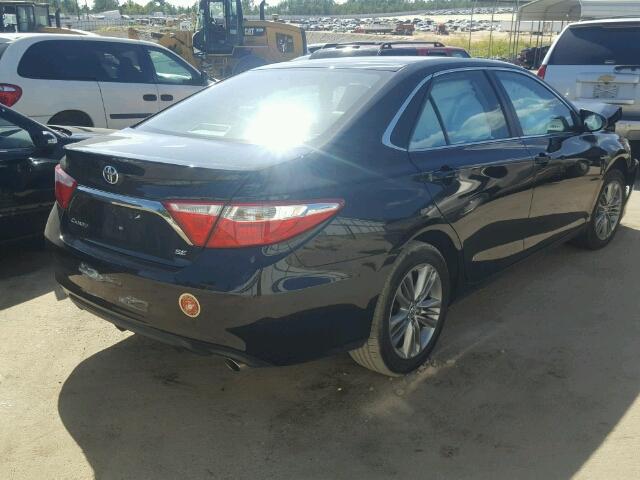 4T1BF1FKXGU134129 - 2016 TOYOTA CAMRY LE შავი ფოტო 4