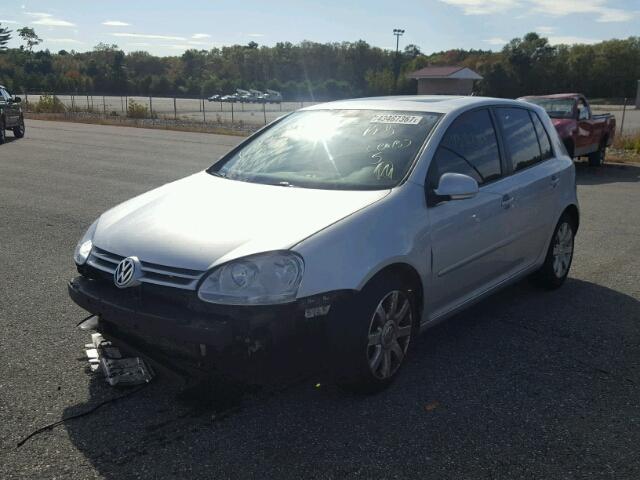 WVWDB71K98W261513 - 2008 VOLKSWAGEN RABBIT SILVER photo 2