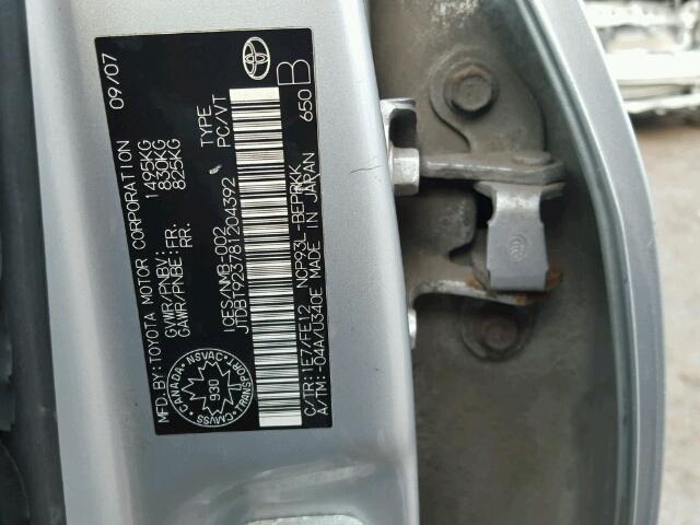 JTDBT923781204392 - 2008 TOYOTA YARIS SILVER photo 10