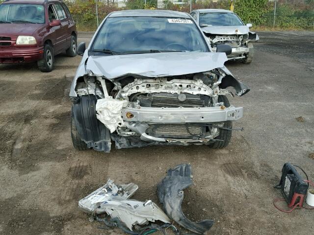 JTDBT923781204392 - 2008 TOYOTA YARIS SILVER photo 9