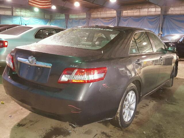 4T4BF3EK5BR108520 - 2011 TOYOTA CAMRY BASE GRAY photo 4