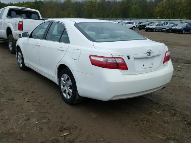 4T4BE46K09R057347 - 2009 TOYOTA CAMRY BASE WHITE photo 3