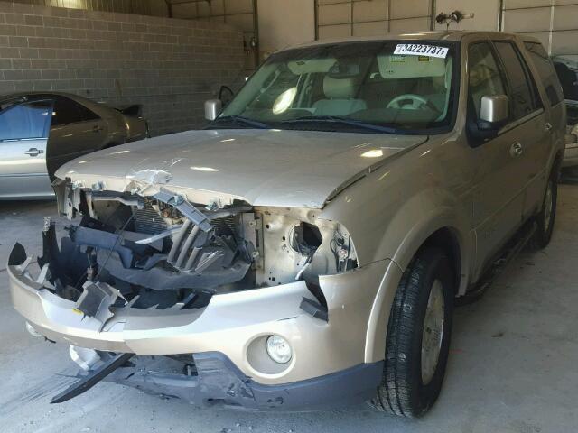 5LMFU28R14LJ41251 - 2004 LINCOLN NAVIGATOR 棕色 照片 2