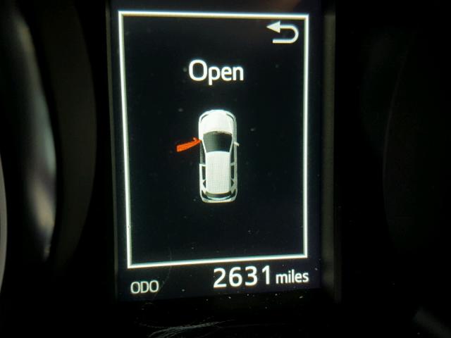 JTNKARJE6HJ546470 - 2017 TOYOTA COROLLA IM BLUE photo 8