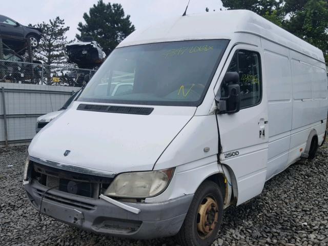 WD0PD544465874822 - 2006 DODGE SPRINTER 3 WHITE photo 9