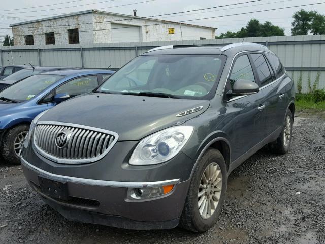 5GAKVBED6BJ157922 - 2011 BUICK ENCLAVE CX GRAY photo 2