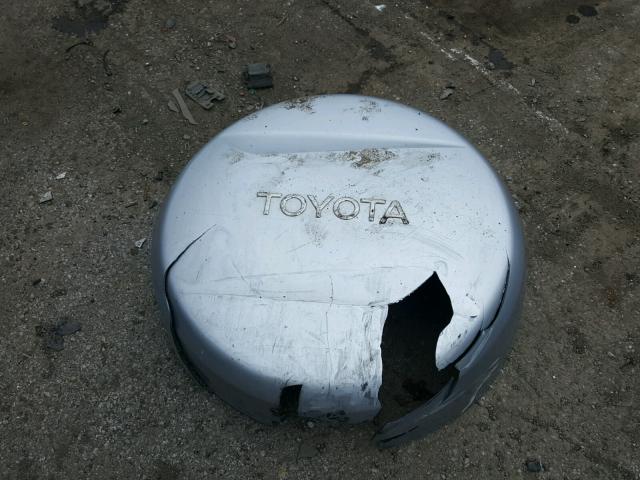 JTEGH20V320053773 - 2002 TOYOTA RAV4 SILVER photo 9