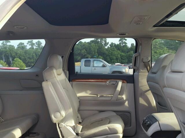 5GZER33788J158368 - 2008 SATURN OUTLOOK XR თეთრი ფოტო 6