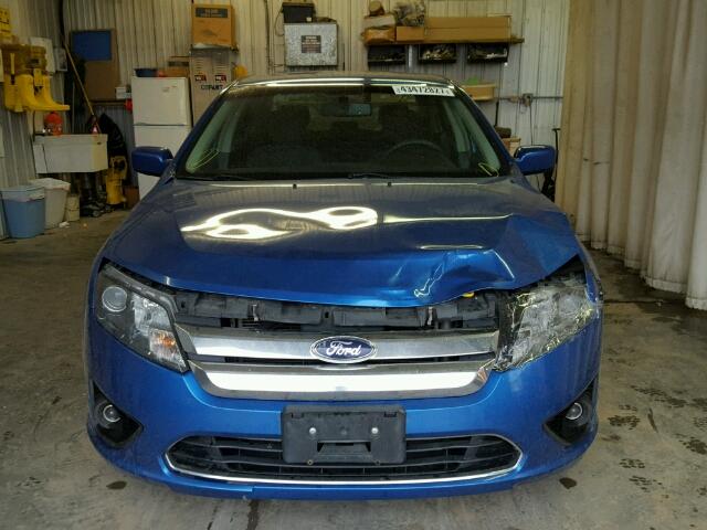 3FAHP0HA5CR122603 - 2012 FORD FUSION BLUE photo 9