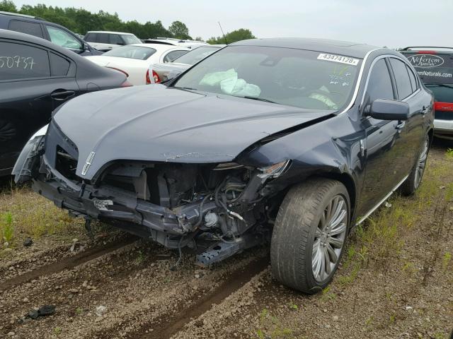 1LNHL9EK7DG608180 - 2013 LINCOLN MKS BLUE photo 2
