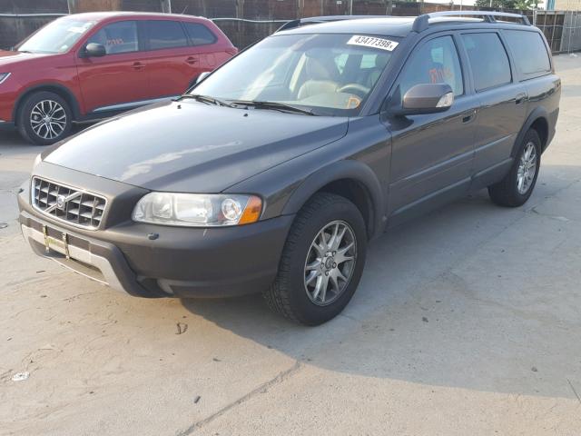 YV4SZ592471260757 - 2007 VOLVO XC70 GRAY photo 2