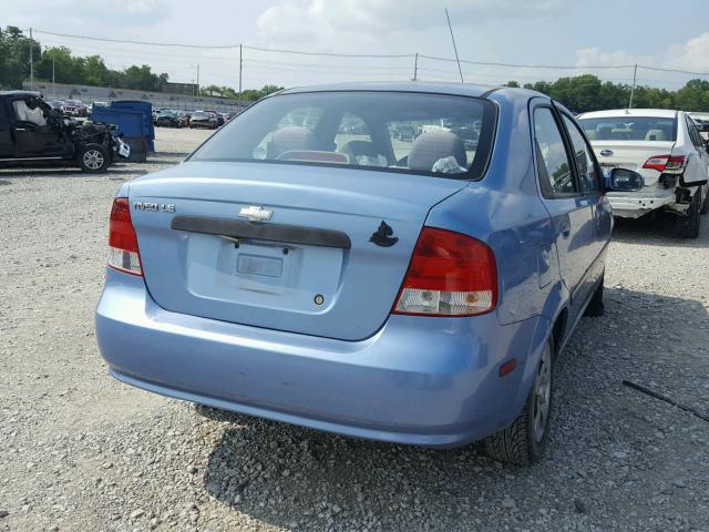 KL1TD52605B404466 - 2005 CHEVROLET AVEO BASE Көк фото 4