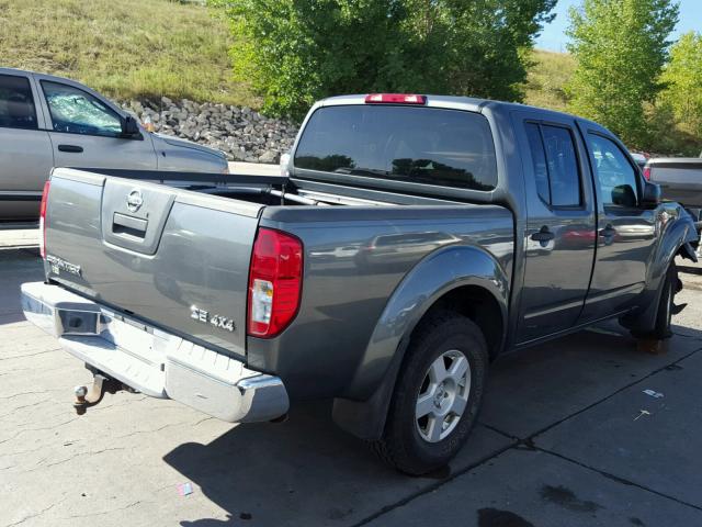 1N6AD07W37C435863 - 2007 NISSAN FRONTIER C CHARCOAL photo 4