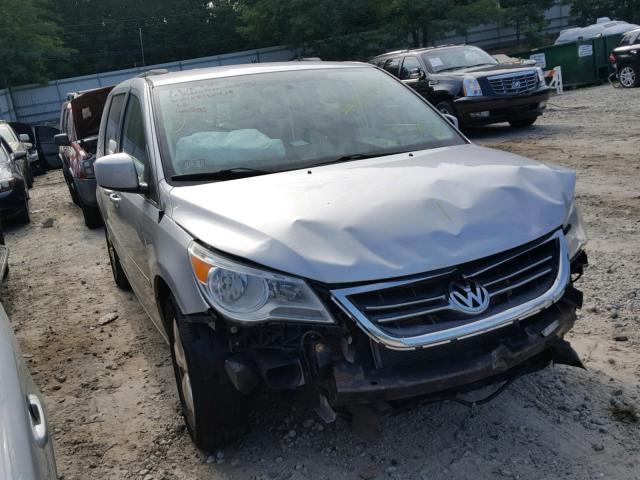 2V4RW3DG6BR691144 - 2011 VOLKSWAGEN ROUTAN SE SILVER photo 1