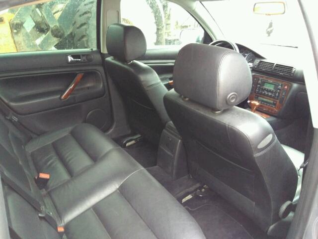 WVWTH63B73P348363 - 2003 VOLKSWAGEN PASSAT GLX GRAY photo 6