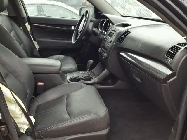 5XYKU4A25BG081272 - 2011 KIA SORENTO EX Qara foto 5