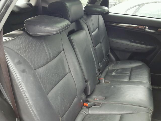 5XYKU4A25BG081272 - 2011 KIA SORENTO EX Qara foto 6