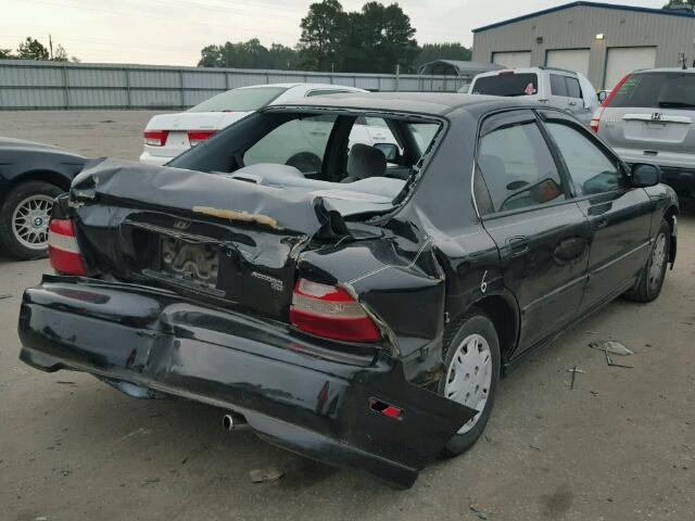 1HGCD5620RA062112 - 1994 HONDA ACCORD BLACK photo 4