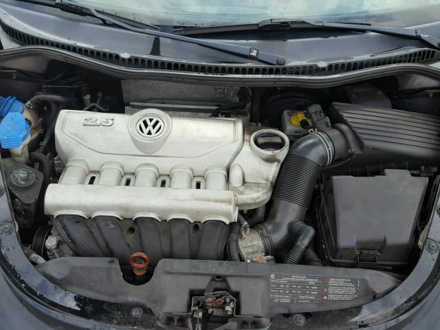 3VWPG3AG1AM018459 - 2010 VOLKSWAGEN NEW BEETLE 黑色 照片 7