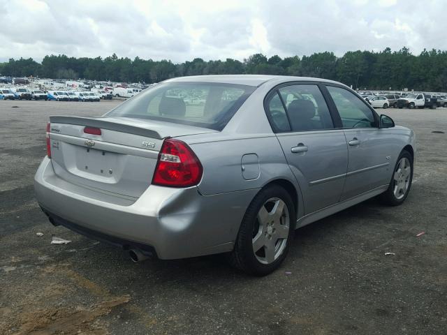 1G1ZW53106F233298 - 2006 CHEVROLET MALIBU SS SILVER photo 4