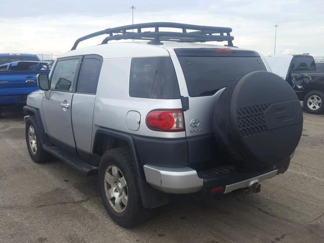 JTEBU11F170083336 - 2007 TOYOTA FJ CRUISER GRAY photo 3