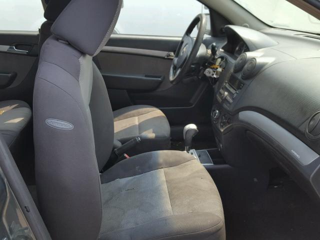 KL1TD6DE2AB110605 - 2010 CHEVROLET AVEO LS GREEN photo 5