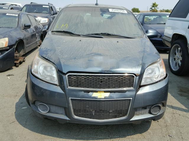 KL1TD6DE2AB110605 - 2010 CHEVROLET AVEO LS GREEN photo 9