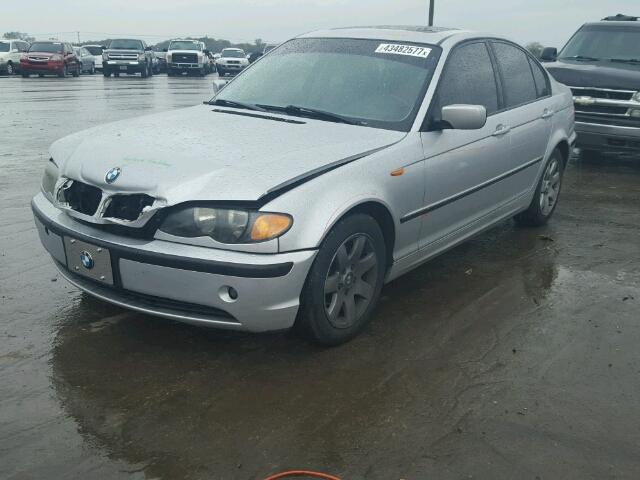 WBAEV33412KL76055 - 2002 BMW 325 I SILVER photo 2