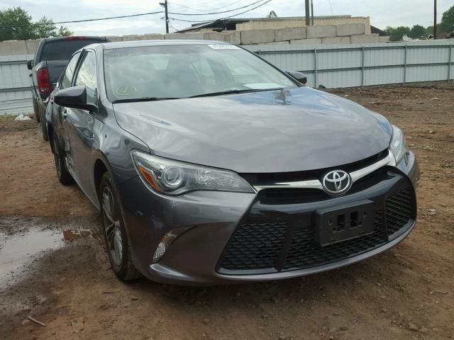 4T1BF1FK6HU788966 - 2017 TOYOTA CAMRY LE SILVER photo 1