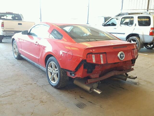 1ZVBP8AM8C5204361 - 2012 FORD MUSTANG RED photo 3