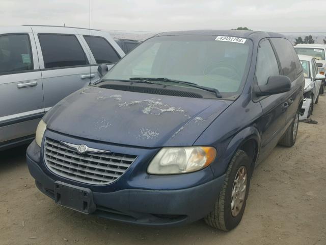 1C4GJ25B32B511050 - 2002 CHRYSLER VOYAGER BLUE photo 2