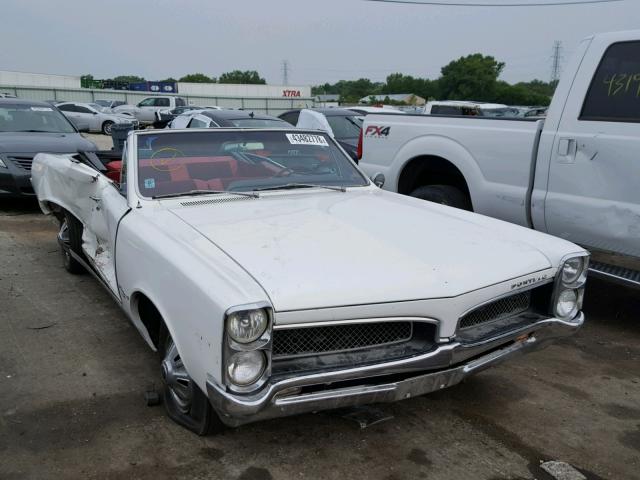 235677P194357 - 1967 PONTIAC TEMPEST WHITE photo 1