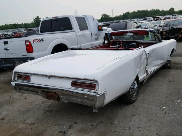 235677P194357 - 1967 PONTIAC TEMPEST WHITE photo 4