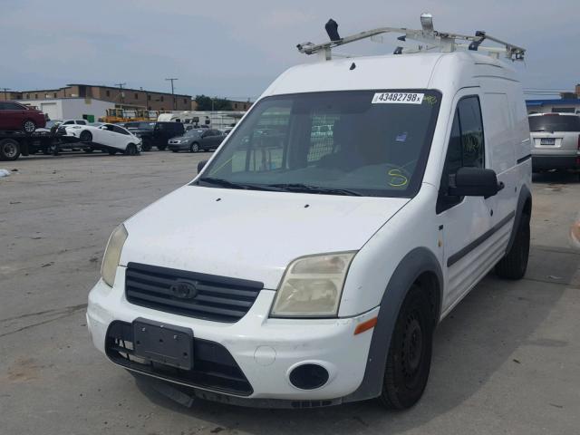 NM0LS7BN7AT038315 - 2010 FORD TRANSIT CO WHITE photo 2