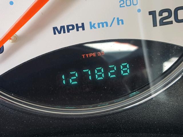 1J4GK38K94W146815 - 2004 JEEP LIBERTY RE BEIGE photo 8