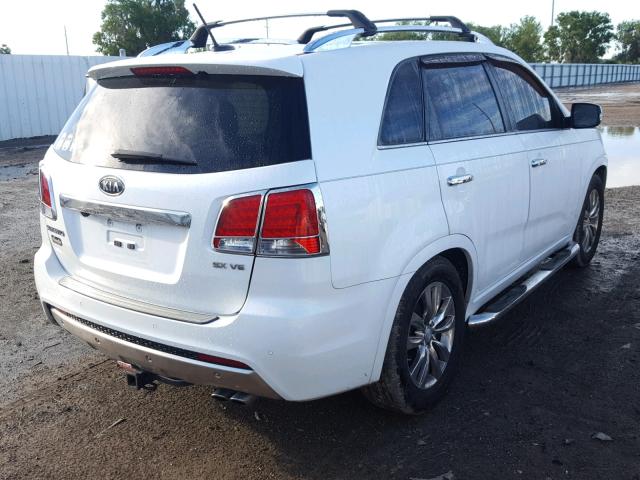 5XYKW4A28CG261275 - 2012 KIA SORENTO SX WHITE photo 4