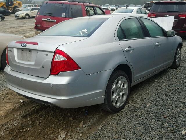 3FAHP0HA9BR166747 - 2011 FORD FUSION SILVER photo 4