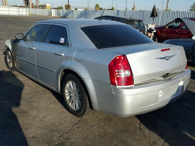 2C3LA43R88H223247 - 2008 CHRYSLER 300 LX SILVER photo 3