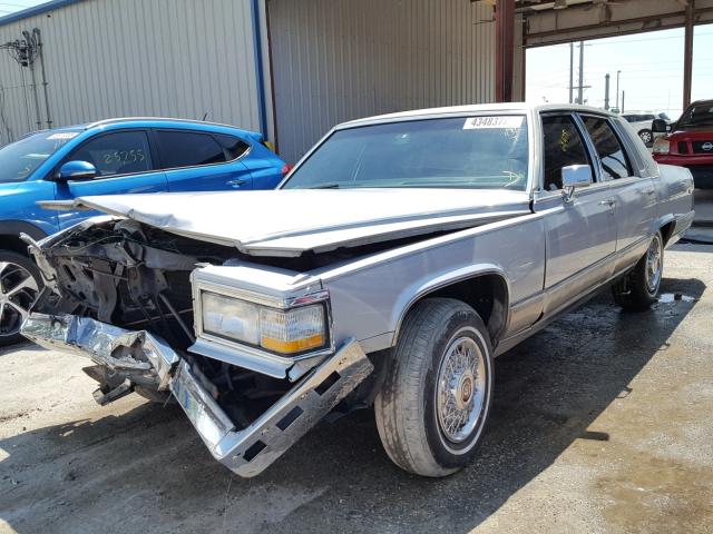 1G6DW54E8NR711941 - 1992 CADILLAC BROUGHAM SILVER photo 2