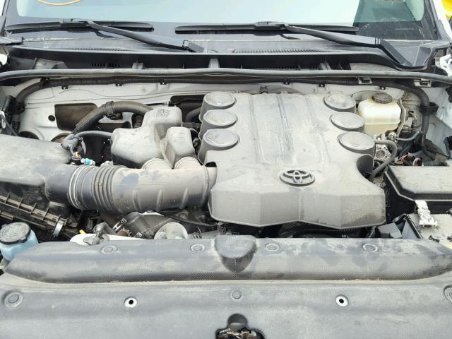 JTEBU5JR6G5286808 - 2016 TOYOTA 4RUNNER SR WHITE photo 7