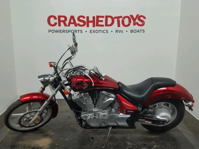 JH2SC6705AK000498 - 2010 HONDA VT1300 CS RED photo 3