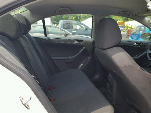 3VW2K7AJ7FM288086 - 2015 VOLKSWAGEN JETTA BASE Սպիտակ լուսանկար 6